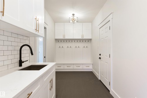 14 2406 Twp Road 540, Rural Lac Ste. Anne County, AB - Indoor Photo Showing Kitchen