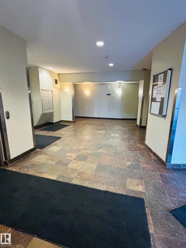 214 4304 139 Avenue, Edmonton, AB - Indoor Photo Showing Other Room