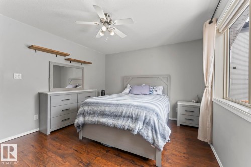 1006 11 Street, Cold Lake, AB - Indoor Photo Showing Bedroom
