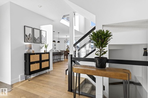 153 Henderson Link, Spruce Grove, AB - Indoor Photo Showing Other Room