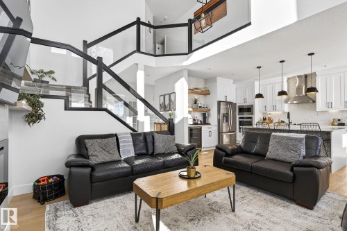 153 Henderson Link, Spruce Grove, AB - Indoor Photo Showing Living Room