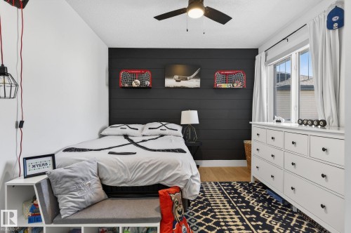 153 Henderson Link, Spruce Grove, AB - Indoor Photo Showing Bedroom