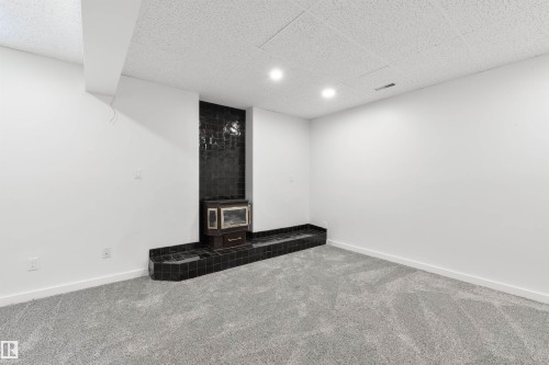 129 Ironwood Place, Edmonton, AB - Indoor