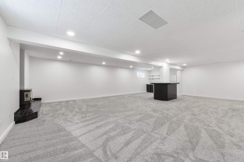 129 Ironwood Place, Edmonton, AB - Indoor Photo Showing Other Room