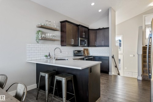 10613 96 Street, Morinville, AB - Indoor Photo Showing Kitchen