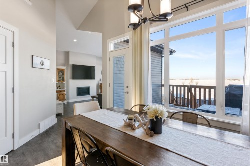 10613 96 Street, Morinville, AB - Indoor