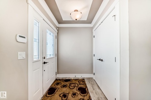 10711 70 Avenue, Edmonton, AB - Indoor Photo Showing Other Room