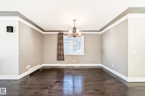 10711 70 Avenue, Edmonton, AB - Indoor Photo Showing Other Room