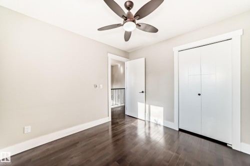 10711 70 Avenue, Edmonton, AB - Indoor Photo Showing Other Room