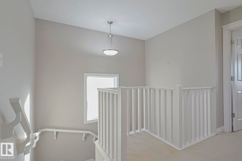 47 Hartwick Crest, Spruce Grove, AB - Indoor Photo Showing Other Room
