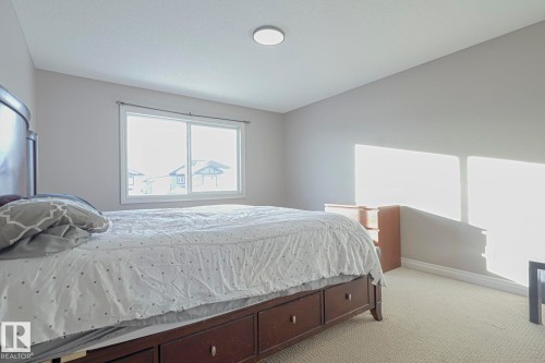 47 Hartwick Crest, Spruce Grove, AB - Indoor Photo Showing Bedroom