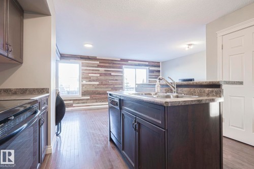 47 Hartwick Crest, Spruce Grove, AB - Indoor Photo Showing Kitchen With Double Sink