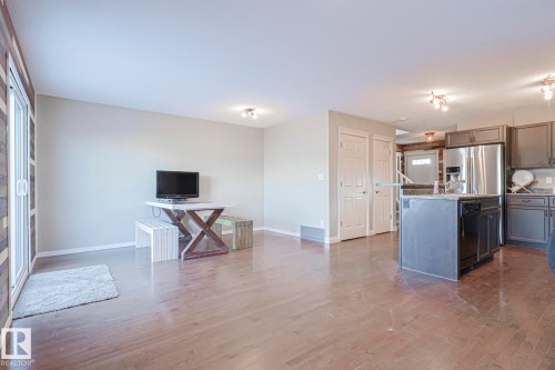 47 Hartwick Crest, Spruce Grove, AB - Indoor Photo Showing Kitchen