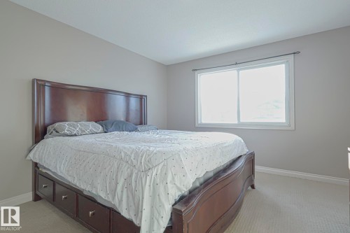 47 Hartwick Crest, Spruce Grove, AB - Indoor Photo Showing Bedroom