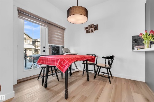 Unit 9 1910 Collip View Sw Sw, Edmonton, AB - Indoor Photo Showing Other Room