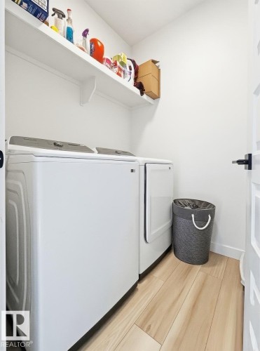 Unit 9 1910 Collip View Sw Sw, Edmonton, AB - Indoor Photo Showing Laundry Room