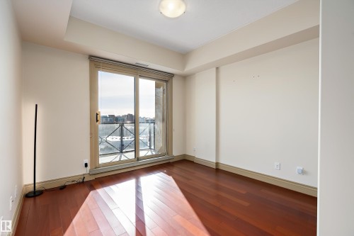 1004 10303 111 Street, Edmonton, AB - Indoor Photo Showing Other Room