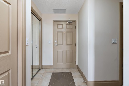 1004 10303 111 Street, Edmonton, AB - Indoor Photo Showing Other Room
