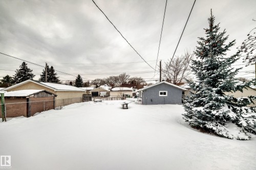 View of snowy yard - 12332 129 Street, Edmonton, AB - Outdoor