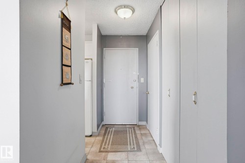 814 13910 Stony Plain Road, Edmonton, AB - Indoor Photo Showing Other Room