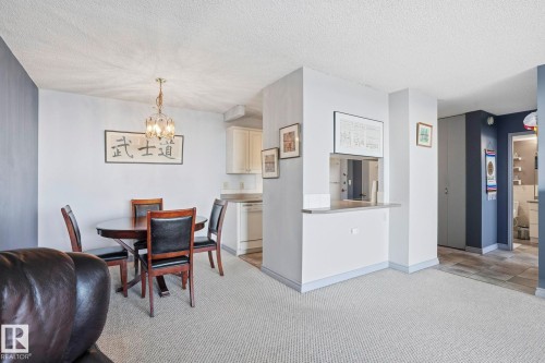814 13910 Stony Plain Road, Edmonton, AB - Indoor Photo Showing Dining Room