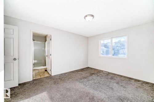 42 2021 Grantham Crest, Edmonton, AB - Indoor Photo Showing Other Room