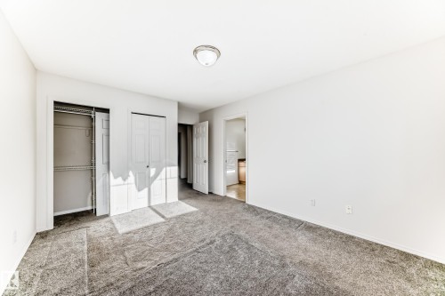 42 2021 Grantham Crest, Edmonton, AB - Indoor Photo Showing Other Room