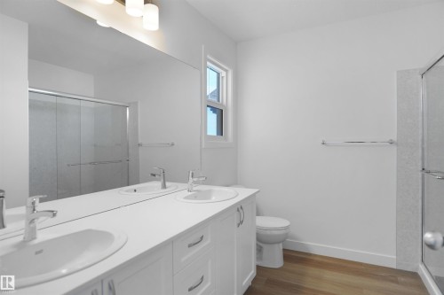 195 Savoy Crescent, Sherwood Park, AB - Indoor Photo Showing Bathroom