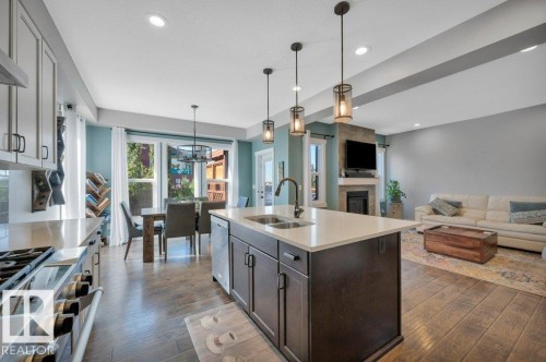 6123 19 Avenue, Edmonton, AB - Indoor Photo Showing Kitchen With Double Sink With Upgraded Kitchen