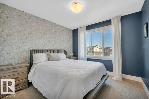 6123 19 Avenue, Edmonton, AB - Indoor Photo Showing Bedroom