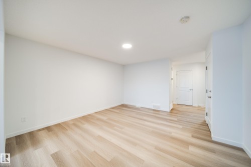 2838 152 Avenue, Edmonton, AB - Indoor Photo Showing Other Room