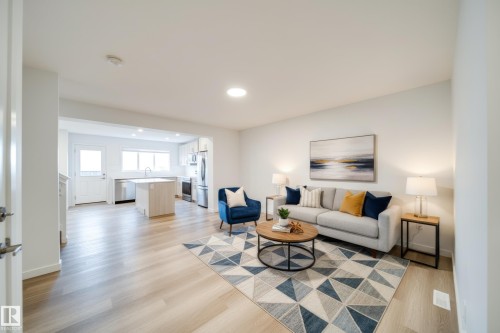 2838 152 Avenue, Edmonton, AB - Indoor Photo Showing Living Room
