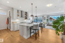 2732 204 Street  Edmonton, AB T6M 0W4