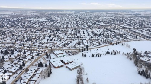 4035 38 Street, Edmonton, AB - Outdoor With View
