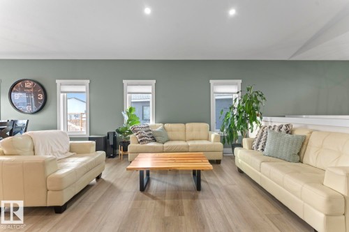 315 Waterton Way, Cold Lake, AB - Indoor Photo Showing Living Room