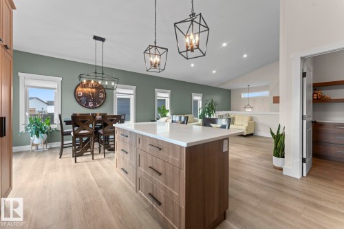 315 Waterton Way, Cold Lake, AB - Indoor Photo Showing Dining Room