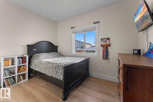 315 Waterton Way, Cold Lake, AB - Indoor Photo Showing Bedroom
