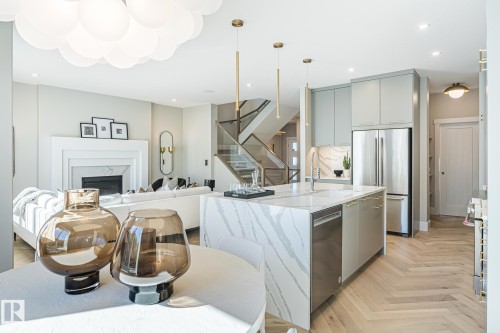 17427 7 Street, Edmonton, AB - Indoor