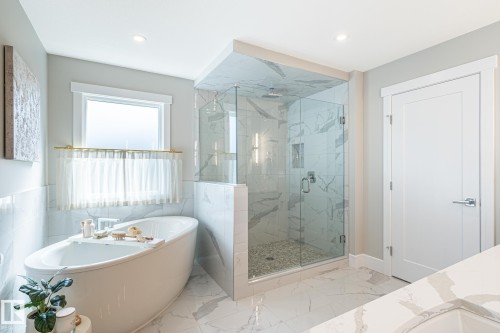 17427 7 Street, Edmonton, AB - Indoor Photo Showing Bathroom