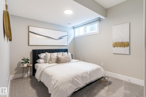 17427 7 Street, Edmonton, AB - Indoor Photo Showing Bedroom