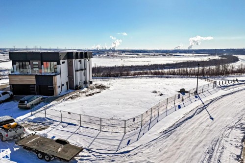 View of snowy aerial view - 672 Fraser Vista, Edmonton, AB 