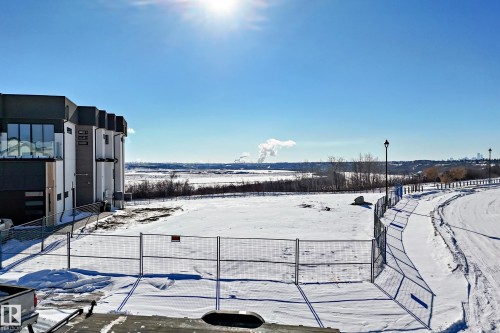 View of snowy yard - 672 Fraser Vista, Edmonton, AB 