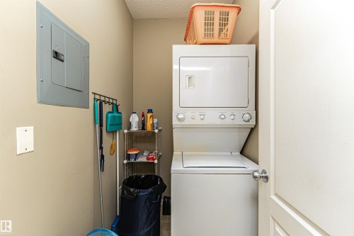227 16807 100 Avenue, Edmonton, AB - Indoor Photo Showing Laundry Room