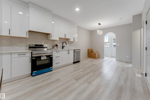 4371 37 Street, Beaumont, AB - Indoor Photo Showing Kitchen