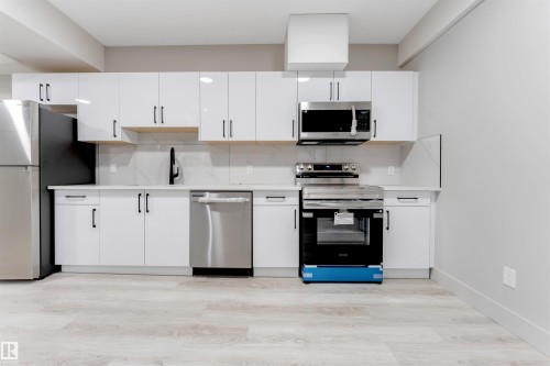 4371 37 Street, Beaumont, AB - Indoor Photo Showing Kitchen