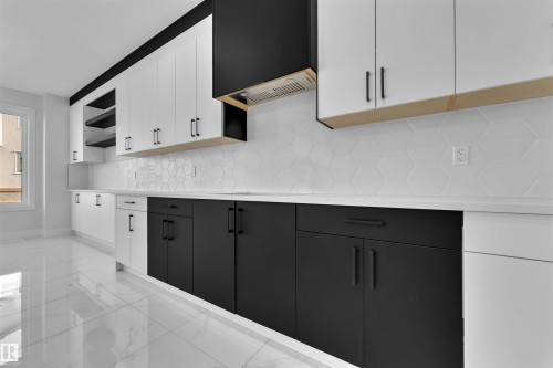 4215 38 Street, Beaumont, AB - Indoor