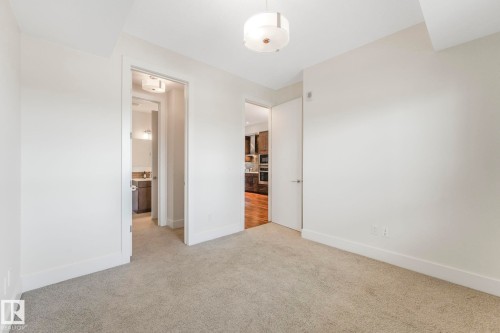 814 200 Bellerose Drive, St. Albert, AB - Indoor Photo Showing Other Room