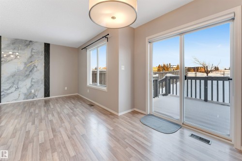 1625 Melrose Place, Edmonton, AB - Indoor Photo Showing Other Room