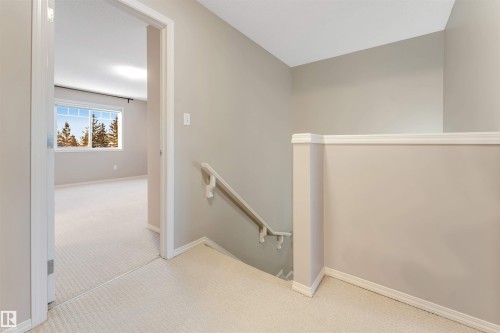 1625 Melrose Place, Edmonton, AB - Indoor Photo Showing Other Room