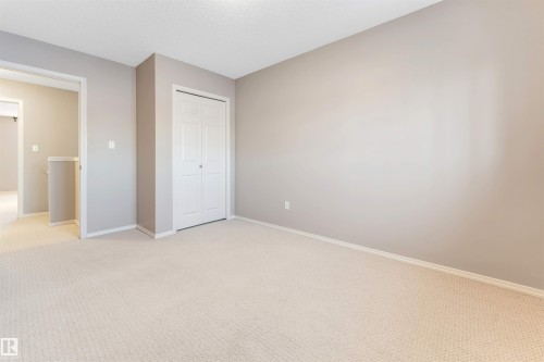 1625 Melrose Place, Edmonton, AB - Indoor Photo Showing Other Room